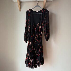 Aritzia Wilfred Beune Long Sleeve Wrap Dress Pleated Black Floral
